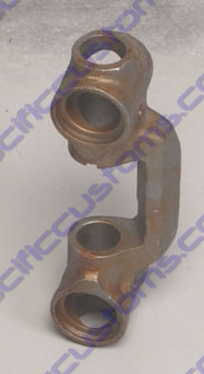 PASSENGER SIDE LINK FOR KING PIN SPINDLE - USED