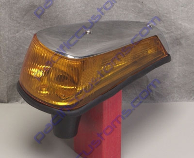 TURN SIGNAL ASSEMBLY, FRONT 1970-ON RIGHT