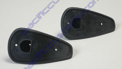 FRONT TURN SIGNAL SEALS, 1970 AND LATER BUGS
