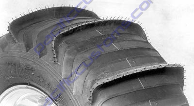 XTREME PADDLE TIRE, 13.50 HOLE SHOT, #3 PADDLE