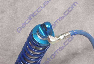 King 2 0 Shocks 90 Fitting Adapter For Shock Reservoir Hose